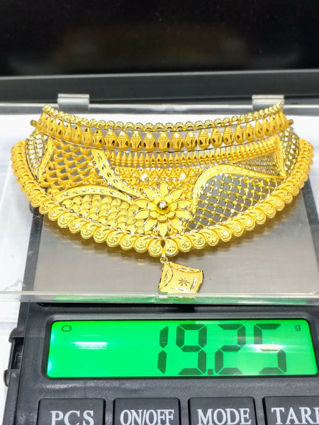 Gold Choker