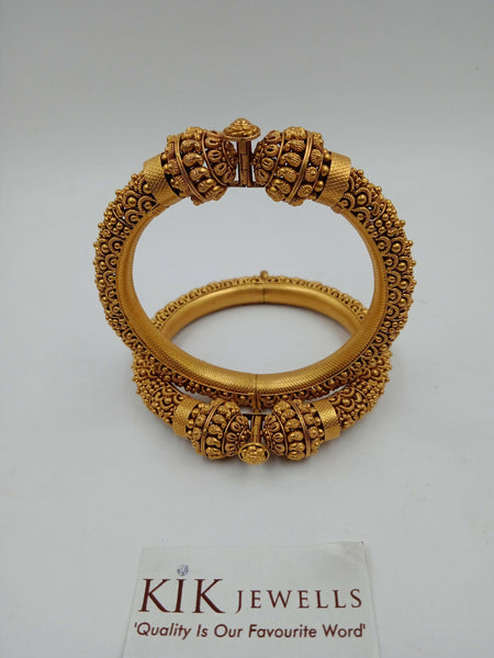 Antique Nakashi Bangles