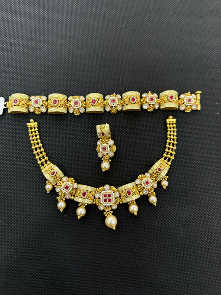 Antique Necklace & Gajra Bangle