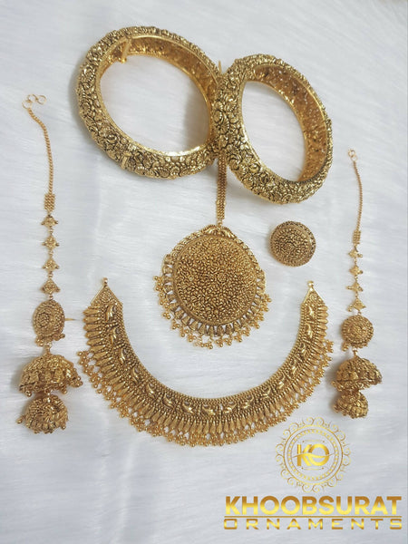 Antique Set, Maang Tikka, Ring & Bangles