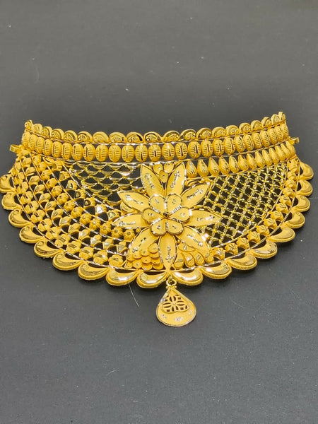Gold Choker