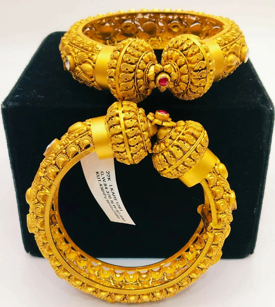 Kundan Antique Bangles