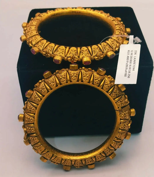 Kundan Antique Bangles