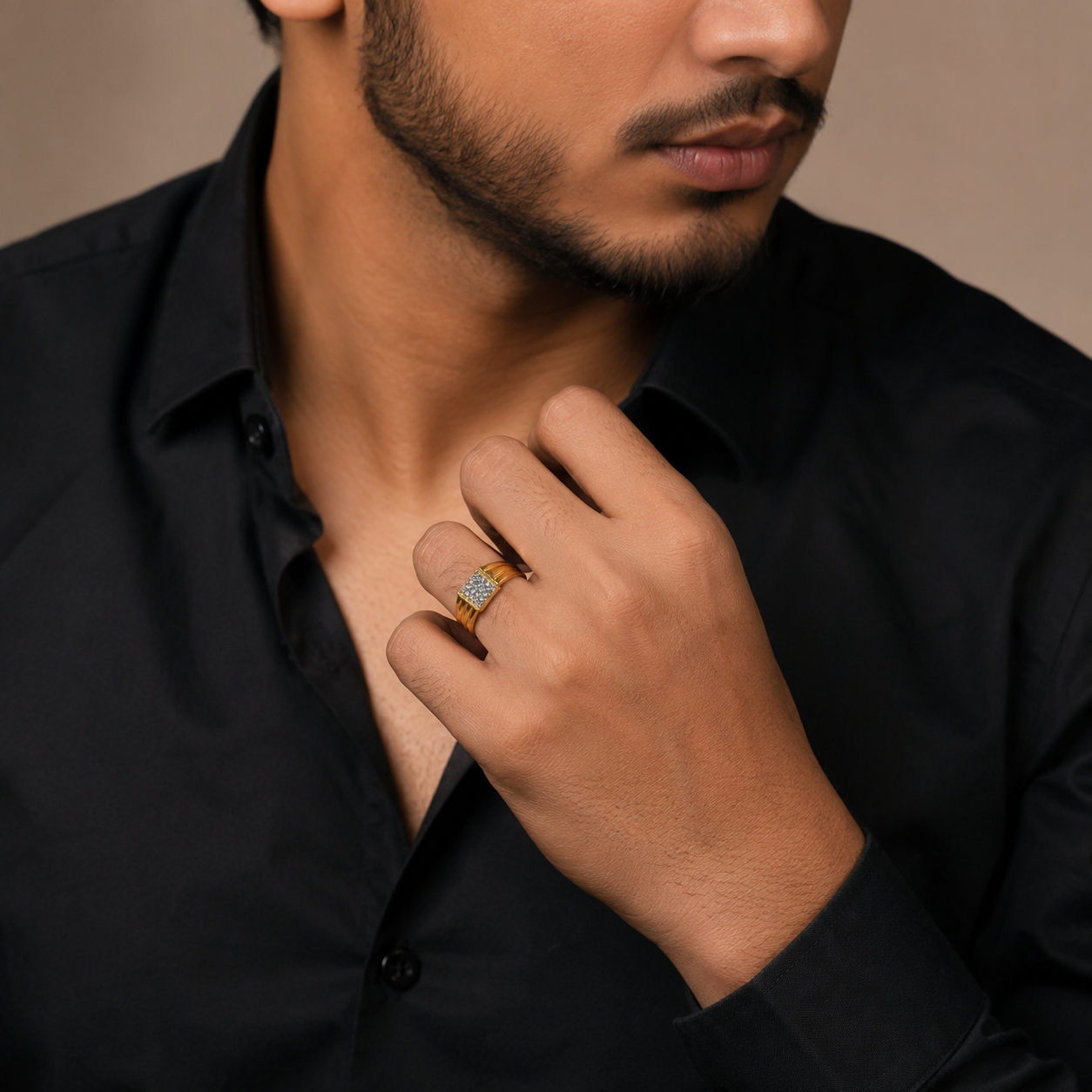 Classic Stone Accent Gents Gold Ring with Triple Band Design