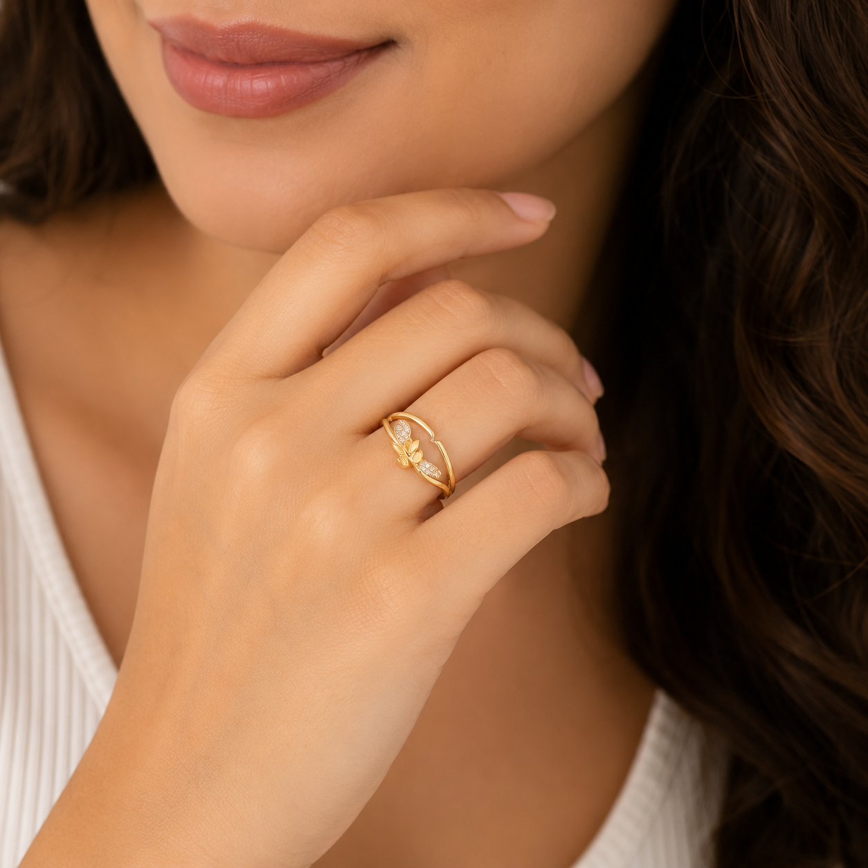 Golden Butterfly Bloom Ladies Ring – Elegant Nature Inspired Stone Design