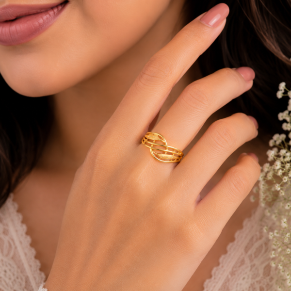 Graceful Flowing Ribbon Designer Ladies Ring