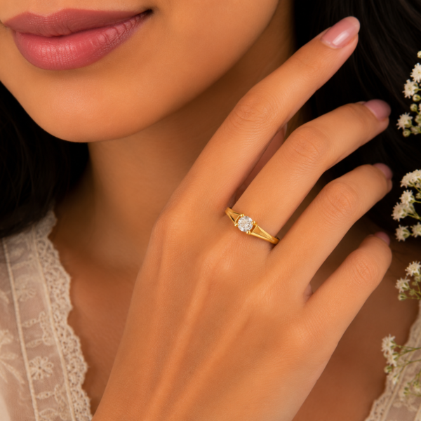 Classic Solitaire Elegance Ladies Ring