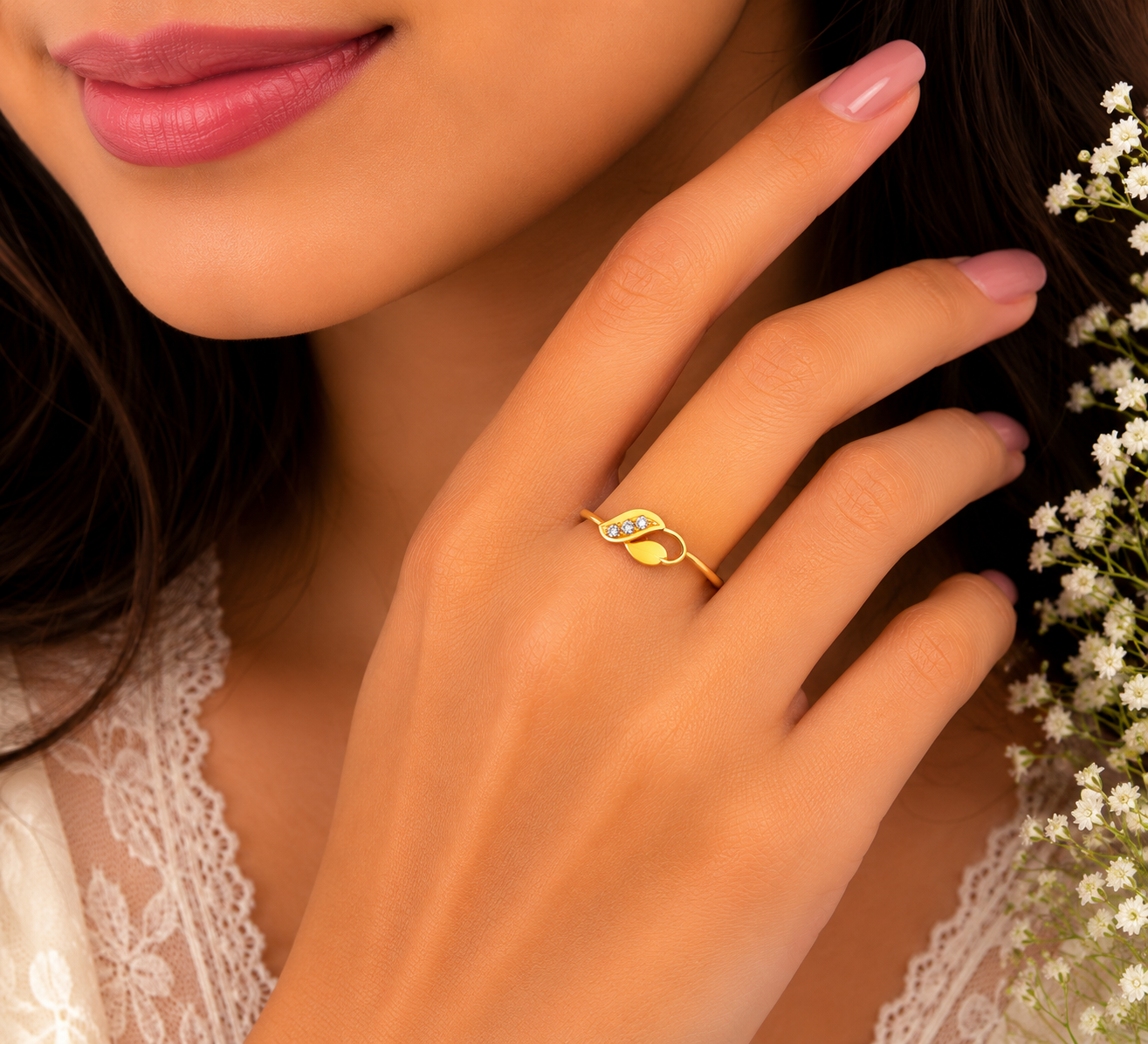 Elegant Leaf Sparkle Designer Ladies Ring