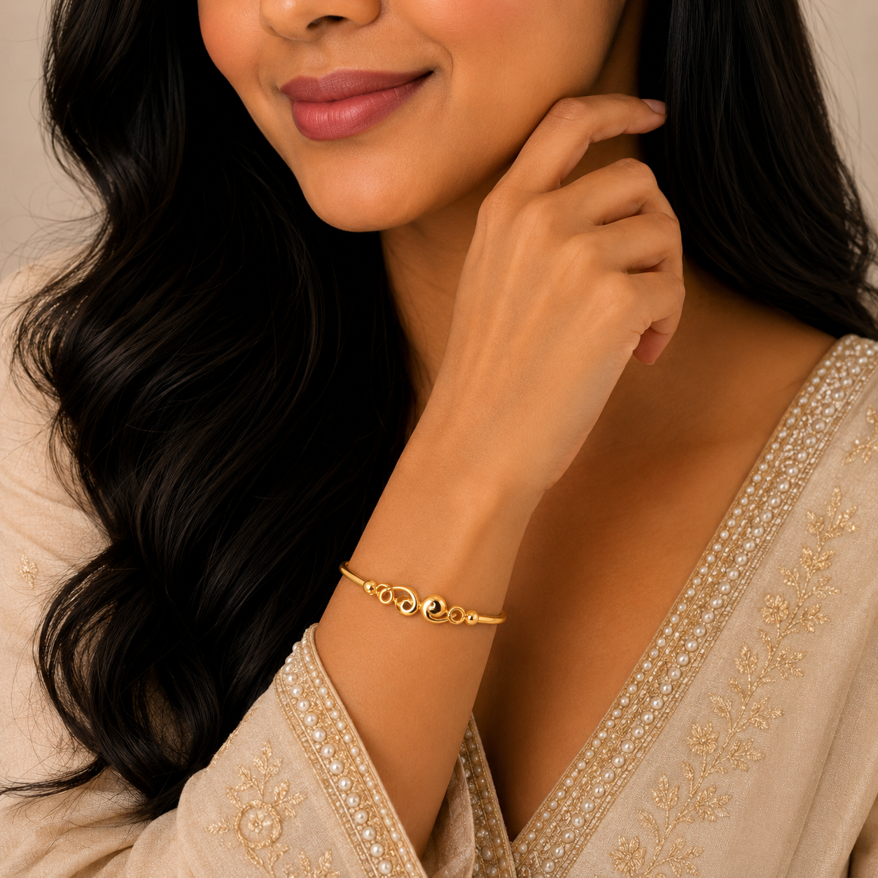 Elegant Heart Vine Gold Kada with Artistic Designer Finish