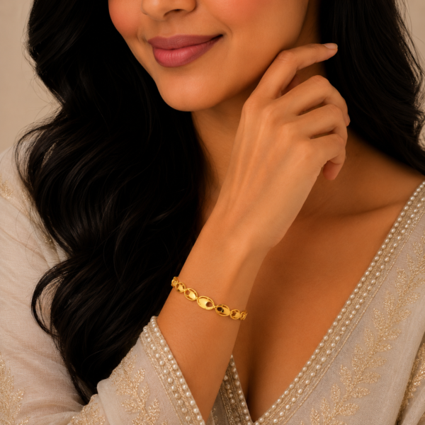 Elegant Oval Link Gold Kada with Contemporary Designer Finish