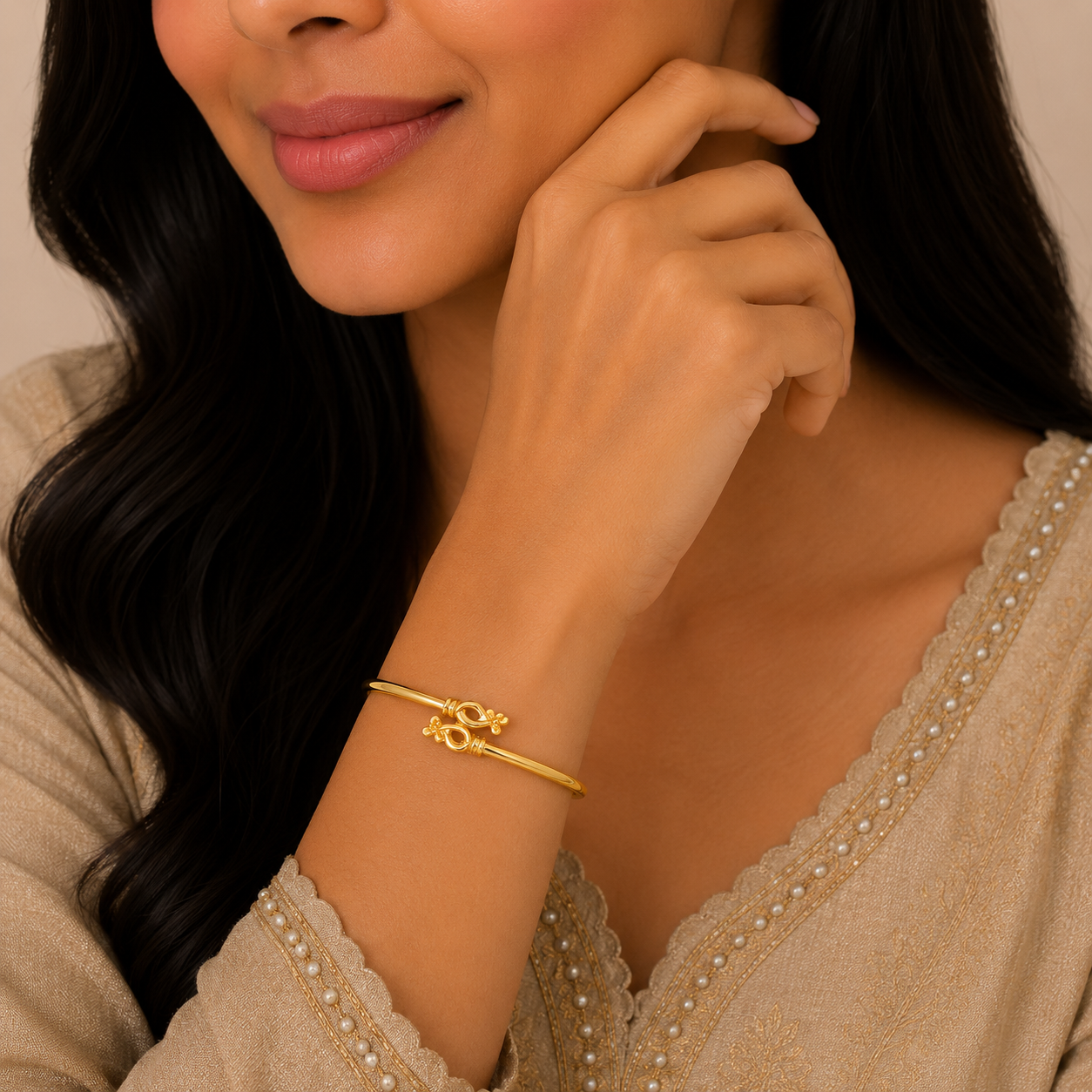 Elegant Infinity Knot Flexi Gold Kada with Minimal Designer Finish