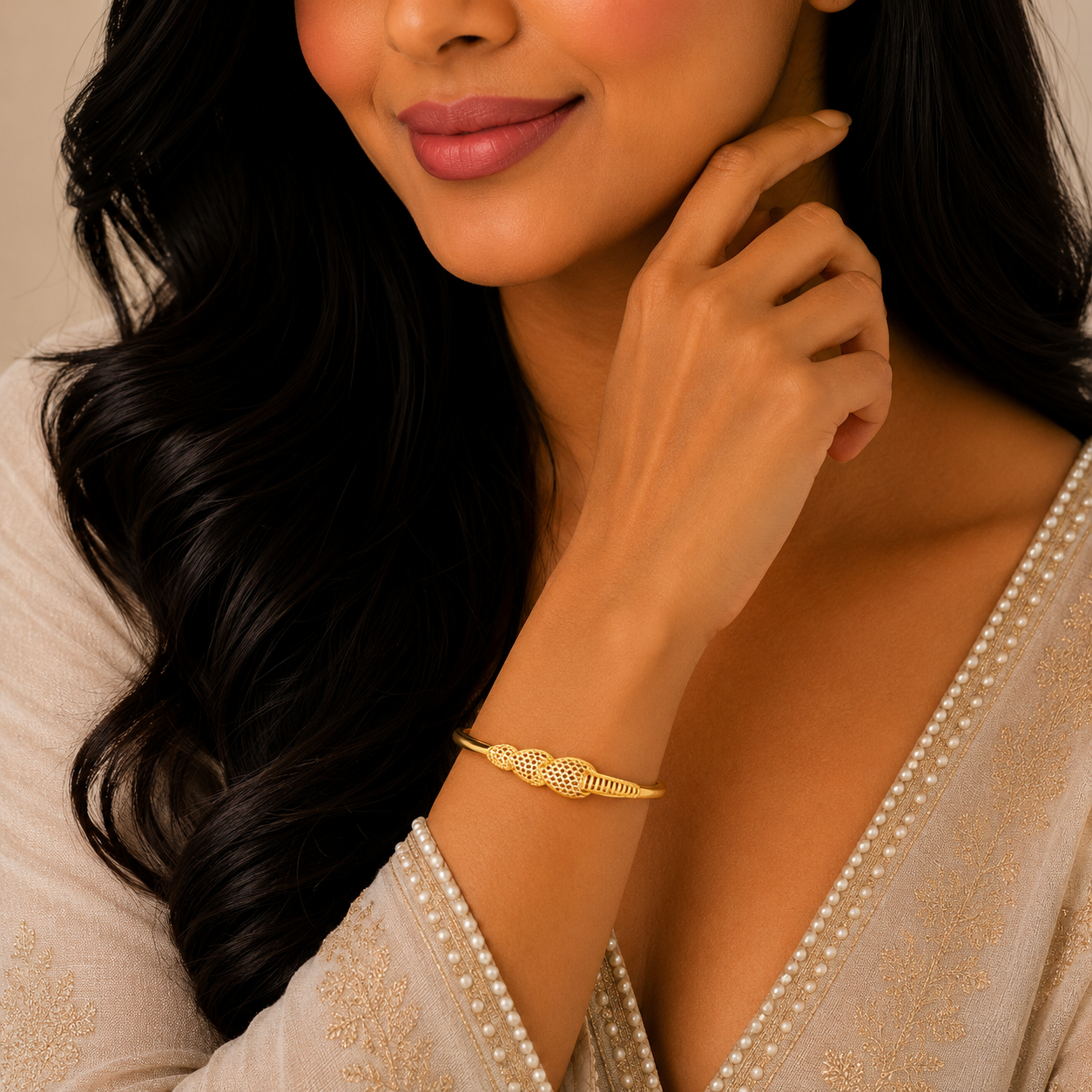 Elegant Infinity Mesh Gold Kada with Luxury Designer Finish