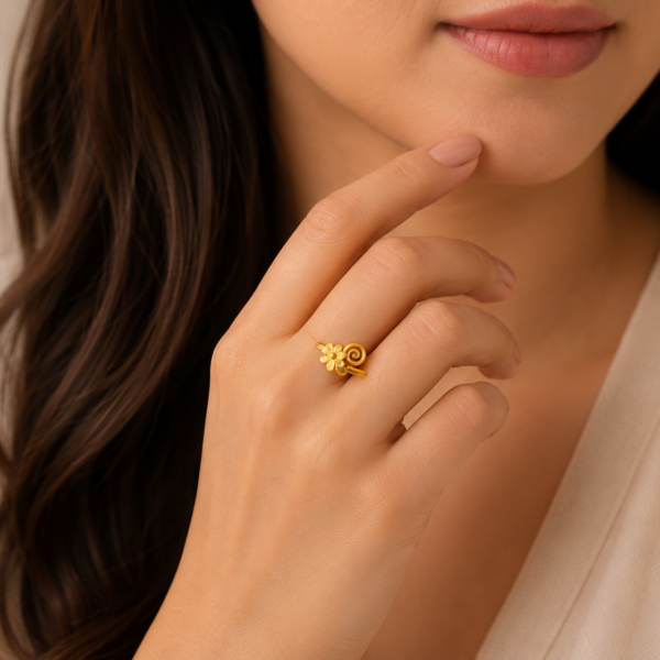 Floral Swirl Gold Ladies Ring with Elegant Artistic Design