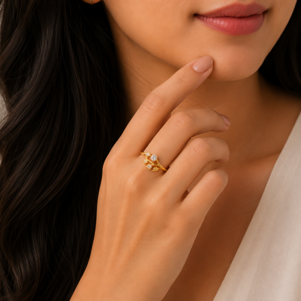 Elegant Floral Stone Gold Ladies Ring with Modern Leaf Design