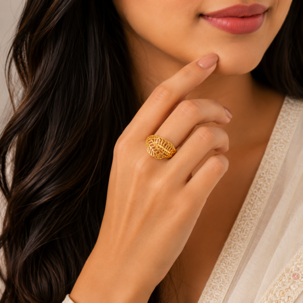 Elegant Leaf Pattern Gold Ladies Ring with Intricate Designer Detailing