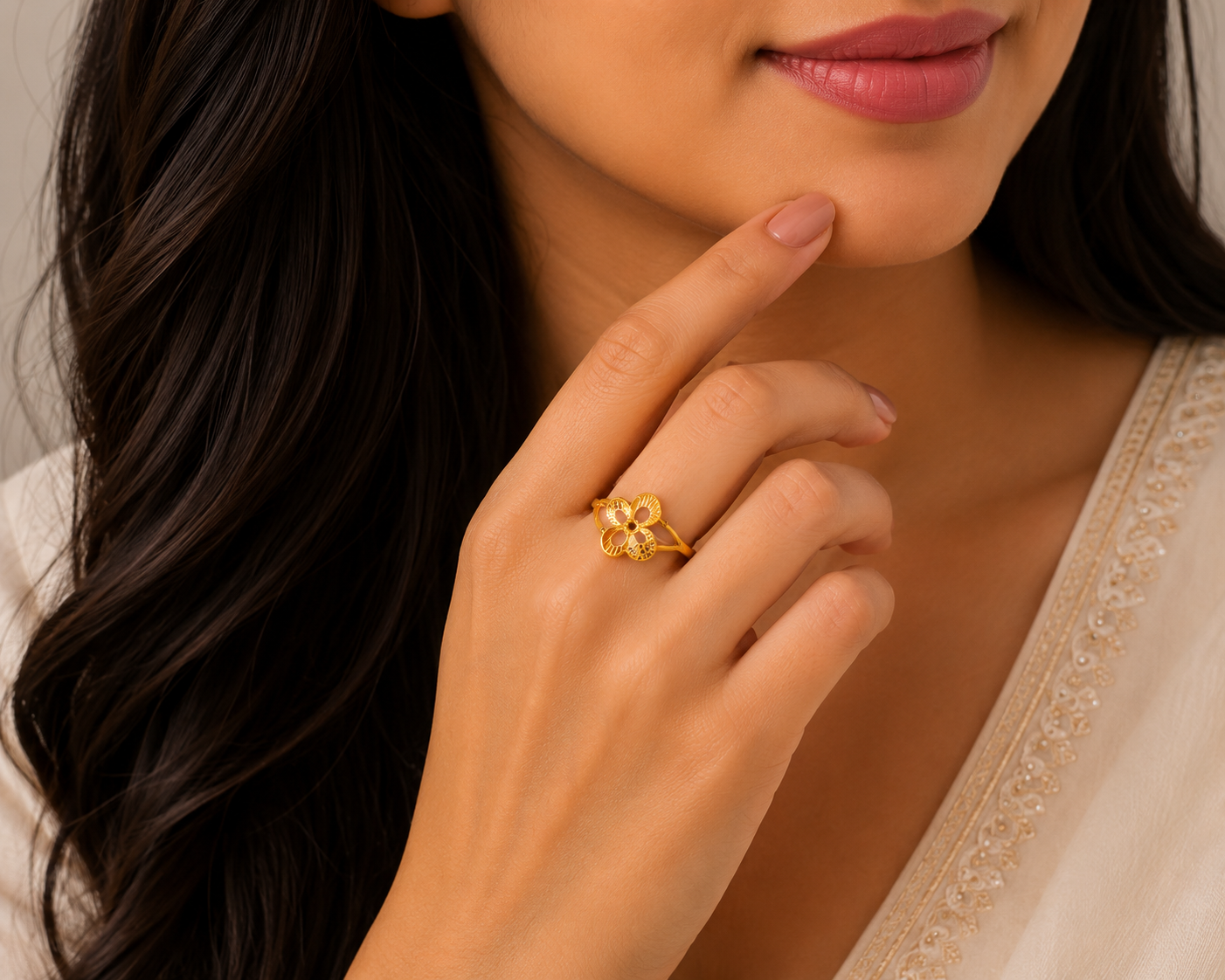 Elegant Floral Pattern Gold Ladies Ring with Artistic Designer Finish