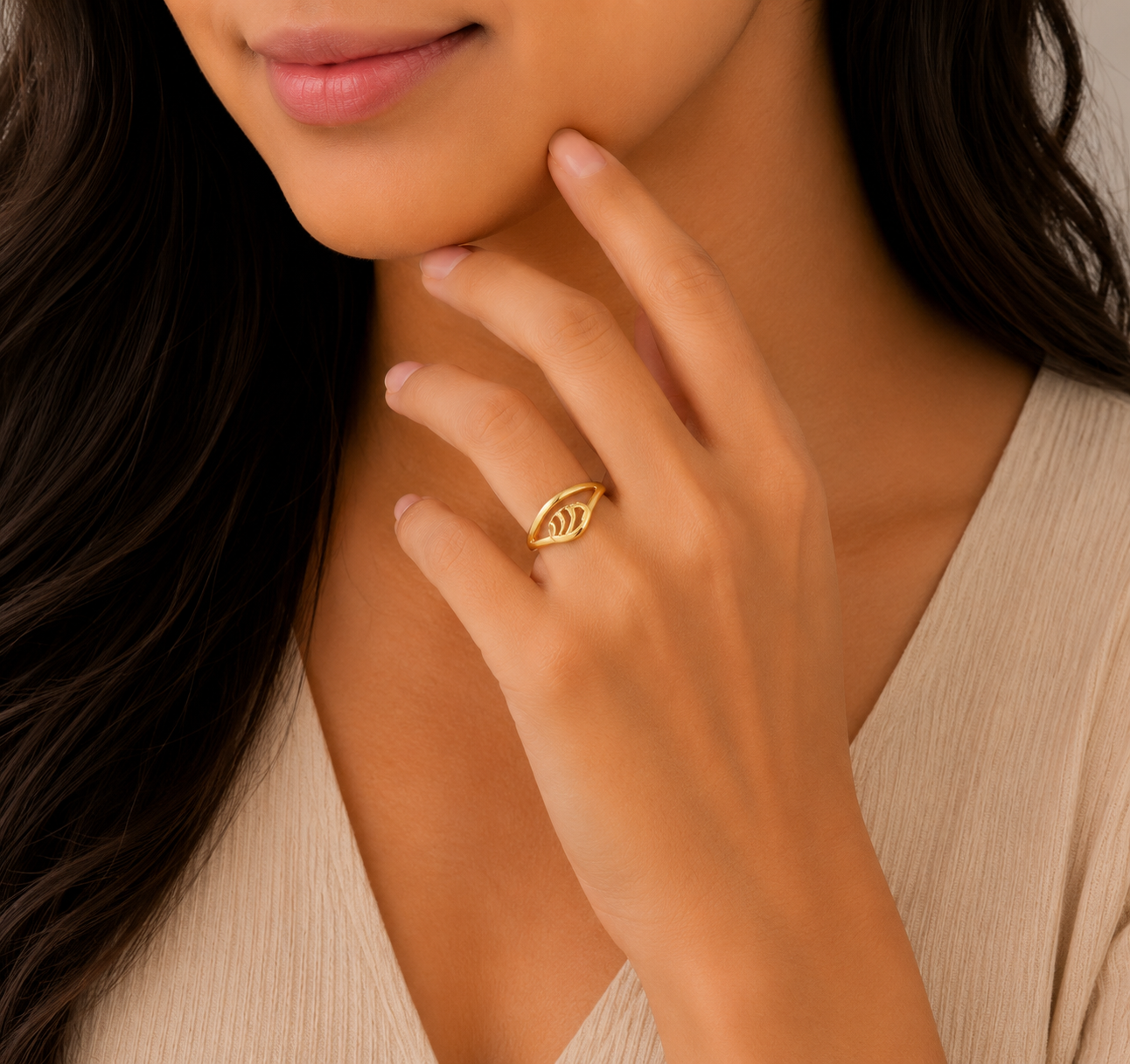 Elegant Leaf Inspired Gold Ladies Ring with Openwork Design